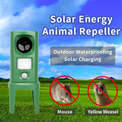 Repelente de animales por ultrasonido solar para césped de jardín